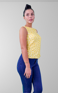 Yellow Daisy Round Neck Sleeveless Top